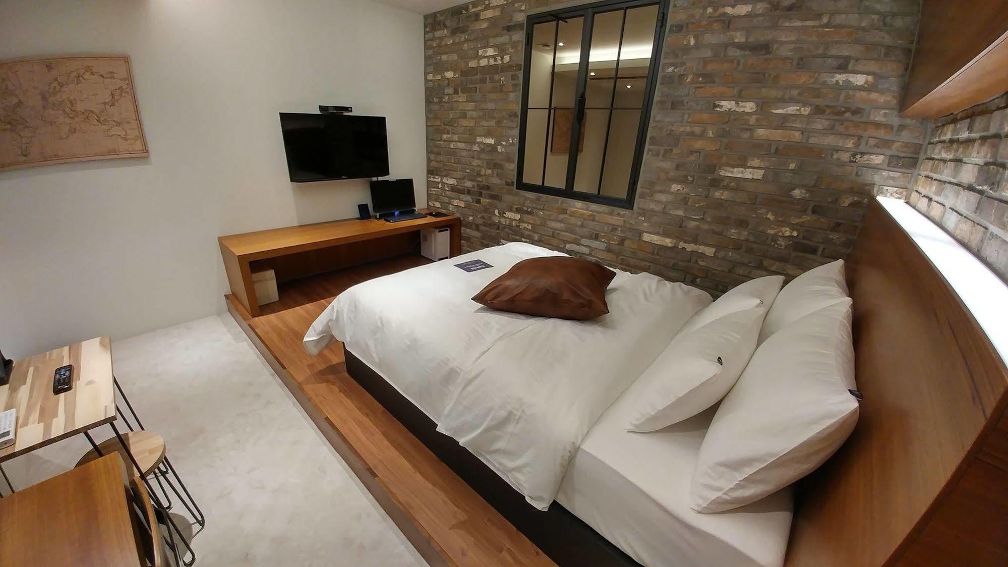 Hotel Yaja Jungwang Siheung Екстериор снимка
